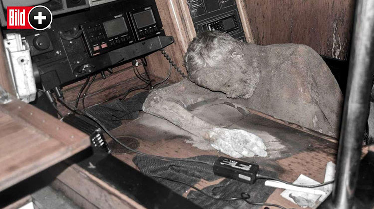 mummified-body-on-the-yacht.jpg