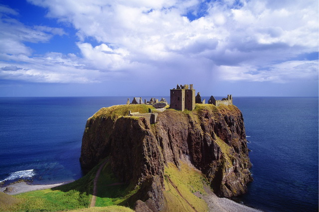 Интересные места Шотландии - Замок Данноттар