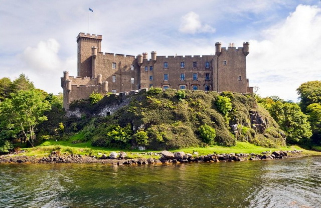 Интересные места Шотландии - замок Данвеган