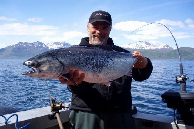 Зимняя рыбалка на Аляске