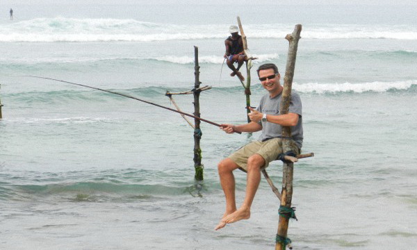 Современная рыбалка на сваях на Шри-Ланке
