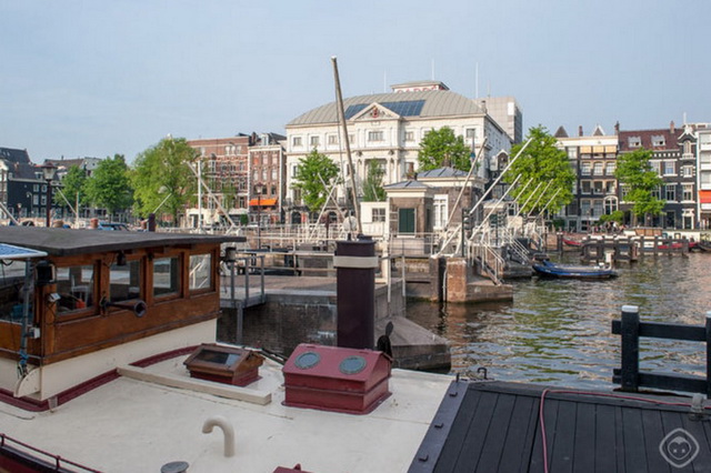 Плавучие дома и отели Амстердама
