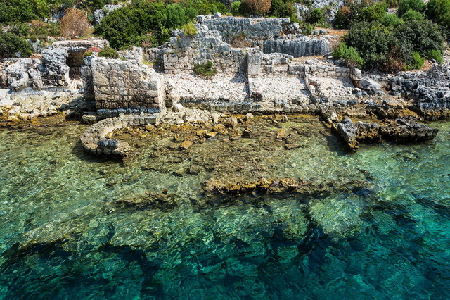 Затонувшие ликийские гробницы острова Кекова, Турция