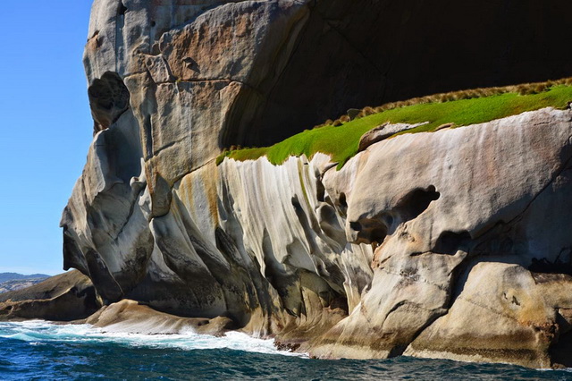 Скалистый остров Клефт в Австралии