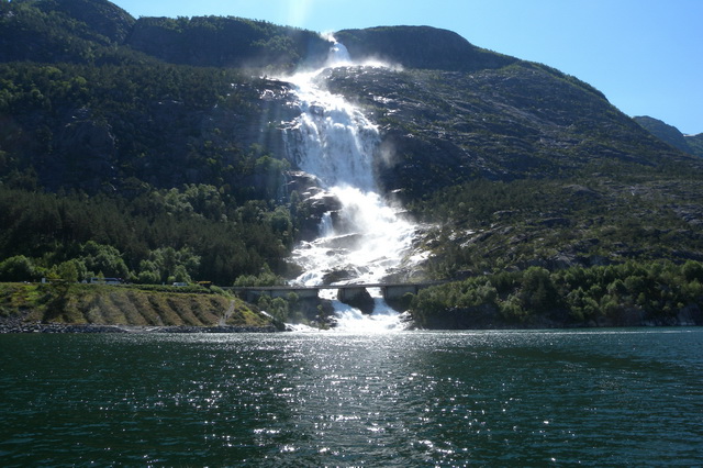 Водопад Лангфоссен, Норвегия