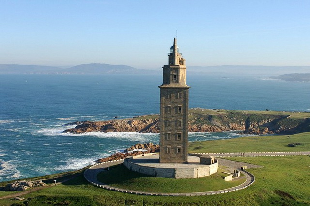Маяк Башня Геркулеса - символ Ла-Корунья