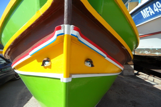 Луццу - традиционные лодки жителей Мальты