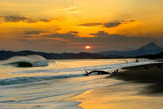 Самые красивые места для серфинга - Пляжи Мексики