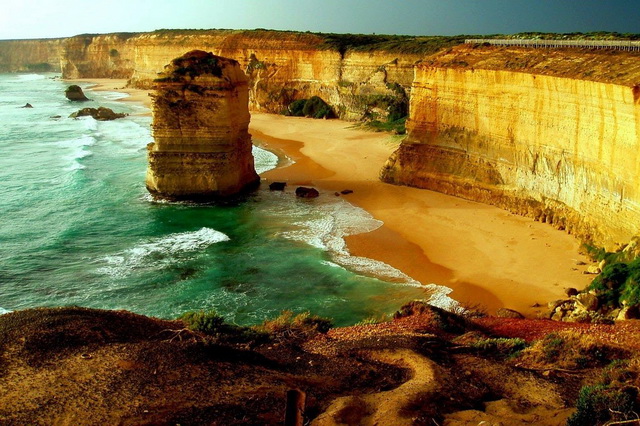 Интересные места Австралии - скалы Двенадцать Апостолов