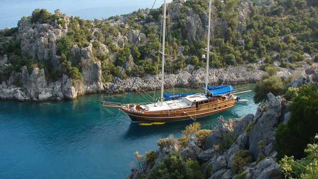 Чартер гулет идеален для путешествий по островам Средиземного и Эгейского морей